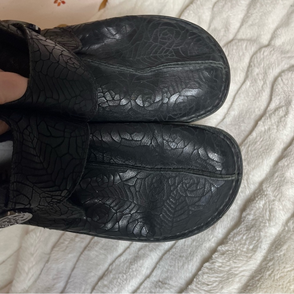 Alegria EU 41/ US 10.5 Caiti 586 Leaf Print Hook Loop Closure Ankle Goth Booties - Picture 8 of 15